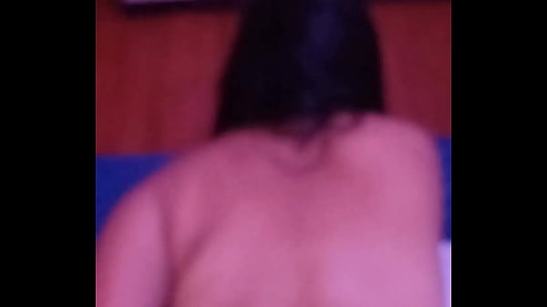 D&aacute;ndole por esas nalgotas a mi novia tica 