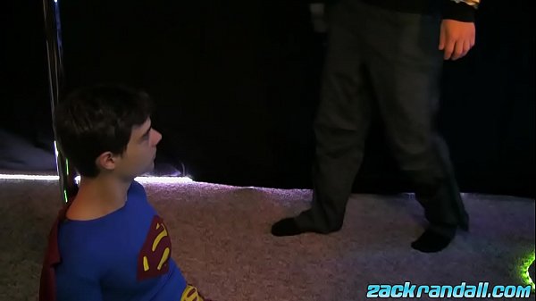 Play MP4 - Sexy tall and fit Zack Randall gets to ass drill Wyatt Blaze