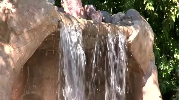 Nonton Blonde Babe Friday Rides His Big Dick Outside thumbnail