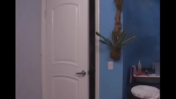 Nonton Appetising Gal Looks Nice On Schlong thumbnail