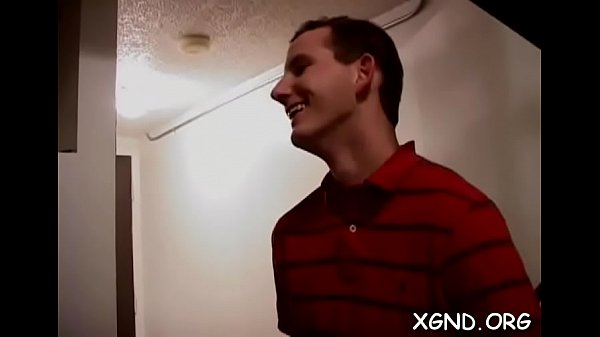 Sex appeal young Britney explores dick