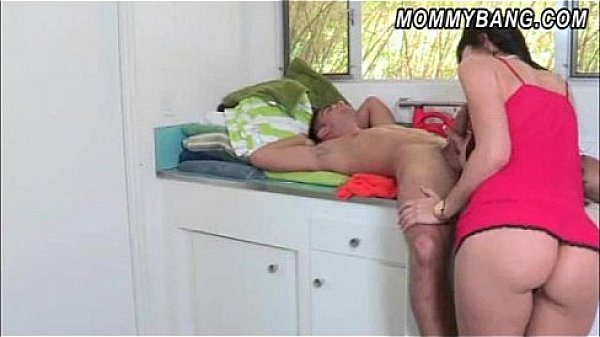 Lucky guy fucking hot cougar Eva Karera and Cassandra Nix 