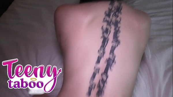 Lily Thot Odd Job Hunting Gets Anal Instead thumbnail