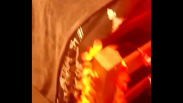 Nonton Little Red Loves Her Slippery Titts thumbnail