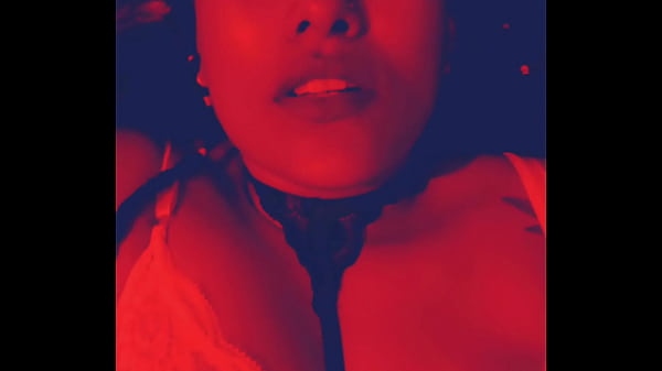 THE EXOTIC BLUEE SHOWS US HER HORNY FACE OF PLEASURE WHILE HER PUSSY IS LICKED 