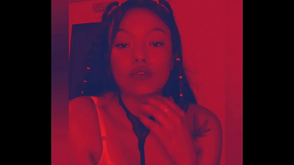 Nonton The Exotic Bluee Shows Us Her Horny Face Of Pleasure While Her Pussy Is Licked thumbnail