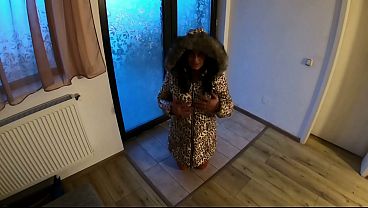 Nonton Facefucked, Covered In Cum & Burning My Glossy Puffer Jacket thumbnail