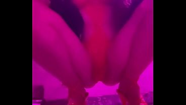 Italian Hot Milf Artemisia Love Smoking outdoor at night wearing high heels