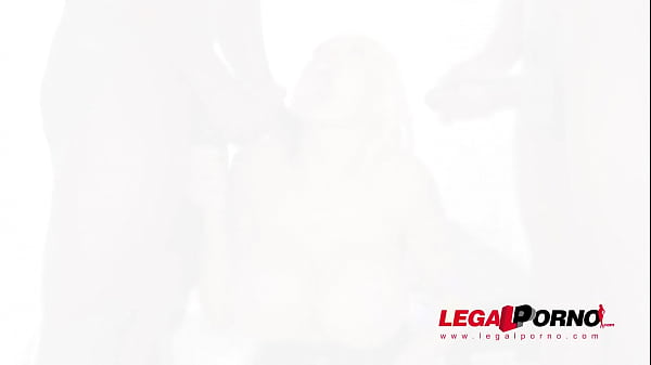 Play MP4 - Sex goddess Sophie Anderson can't get enough black dick double penetration GP265