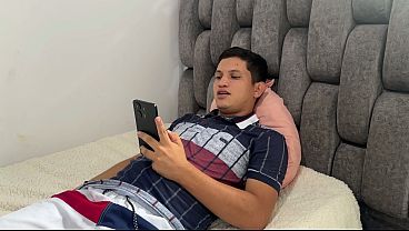 Nonton Llega Al Amanecer Oliendo A Verga Ajena Y Con Las Bragas Empapadas... El Novio Furioso La Pone En Cuaro Y La Destroza Sin Piedad. thumbnail