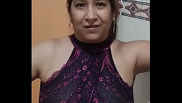 Nonton Milf Latina Gime De Placer Mientras La Cogen Duro En Motel Caliente (completo En Red) thumbnail