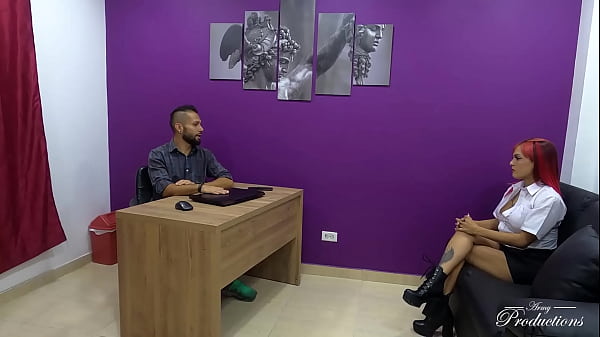 Play MP4 - I seduce my boss for a raise