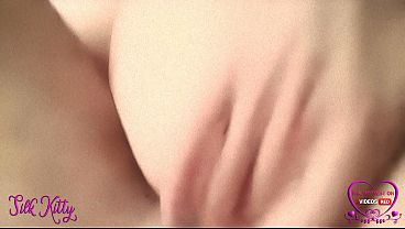 Sweet babe tacking hot load deep inside her pussy after sensual bareback sex 