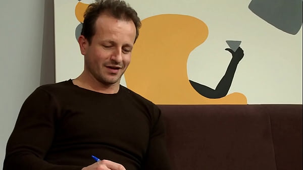 Nonton How Badly Does She Want Cock? thumbnail