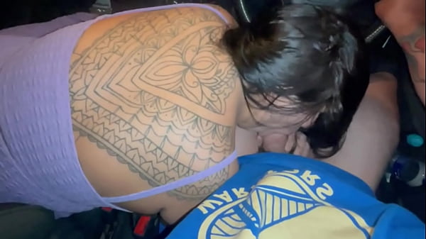 Play MP4 - Levo multa por estar dirigindo e algu&eacute;m estar chupando minha rola&quest; comente&excl;&excl;&excl;