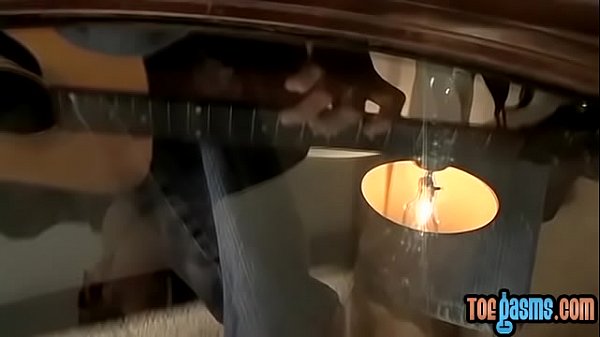 Play MP4 - Foot fetishist young gay playing guitar and cock solo