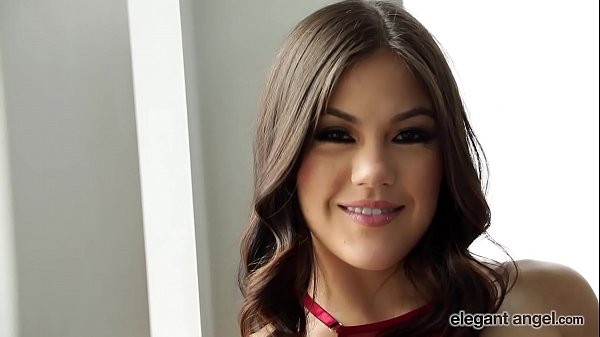 Play MP4 - Elegant Angel&colon; Kendra Spade Can't Believe Her Asshole Can Take A BBC