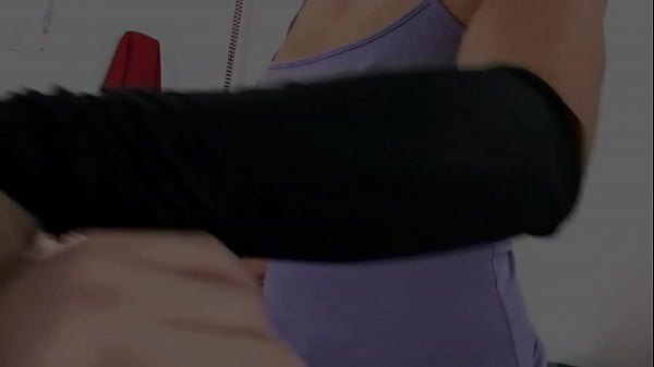 Nonton Meaty Pussy Latina Teasing On Camera Guy thumbnail