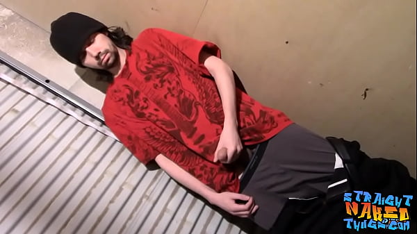Straight Amateur Masturbates And Jizz thumbnail