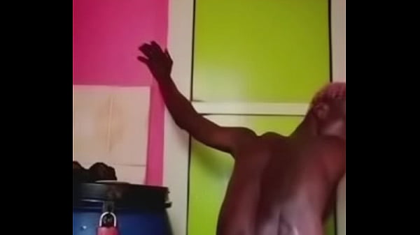 Play MP4 - Shower with my toy