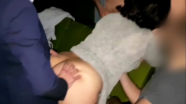 Gangbang con_mi esposa en cine Xde Valencia
