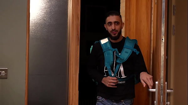 Play MP4 - The Dirty Delivery Driver with ZainXX Interracial Hard fucking&comma; Drool&comma; Anal&comma; Deep throating and Facial&sol;Cum Swallow finish&period;