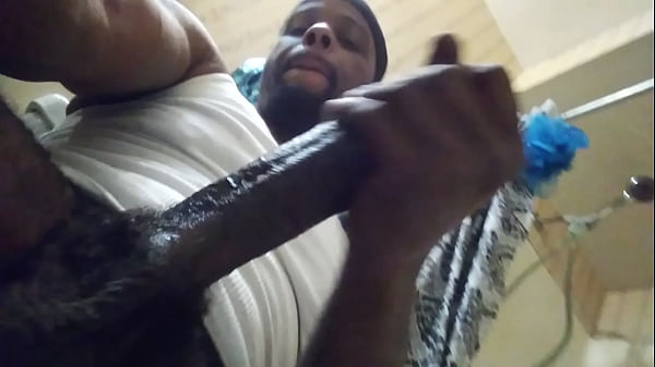 Play MP4 - Stoking this long dick
