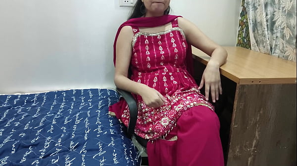 Play MP4 - OFFICE STAFF SAARA ROUGH HARDCORE FUCK WITH HER EMPLOYEE FOR PROMOTION FULL MOVIE