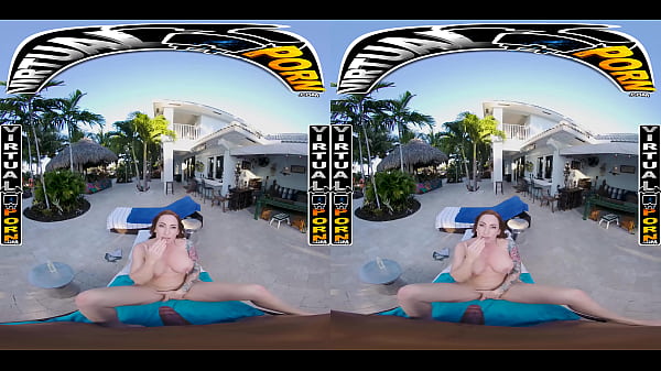 Play MP4 - VIRTUAL PORN - Stepmom Sophia Locke Rubs You Down In VR