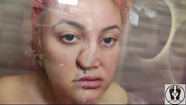 FETISH GLASSCHORD LICKING FACE BODY TITS ASS IN THE SHOWER