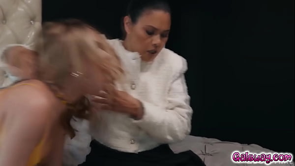 Play MP4 - Nicole has managed to contact Dana to see if she'd be willing to meet up for some naughty and rough sex