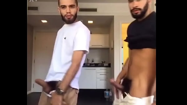 Play MP4 - IRM&Atilde;OS ALBUQUERQUE 22CM DOTADOS