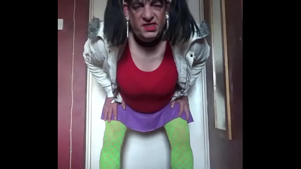 Play MP4 - come pee in me part 22