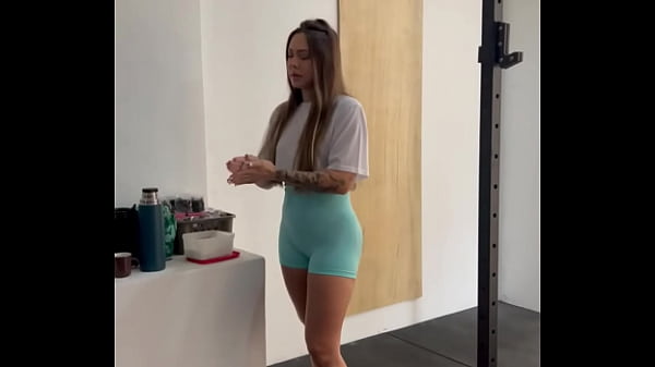 Nonton Morena Rabuda Treinando Peladinha - Ana Rothbard thumbnail