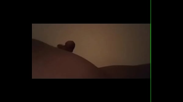 Vem ver o que sua putinha preferida anda fazendo de madrugada 