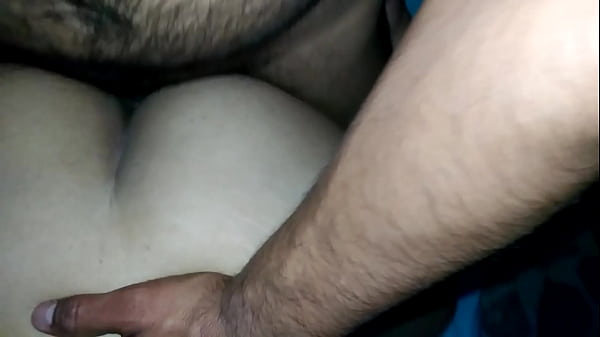 Como disfruta gime bien_rico mientras sela meto