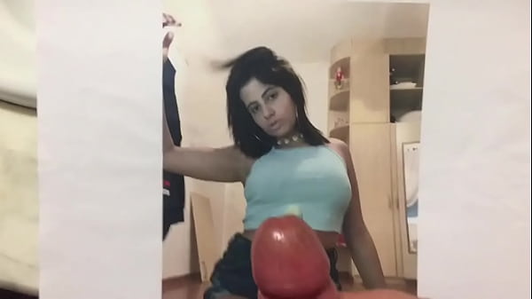 Play MP4 - Cum Tribute to Patricia2001