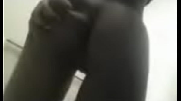 Nonton Butt thumbnail