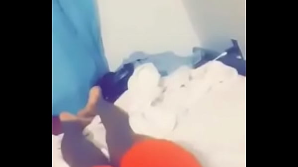 Tiny wiggling her booty from the back 