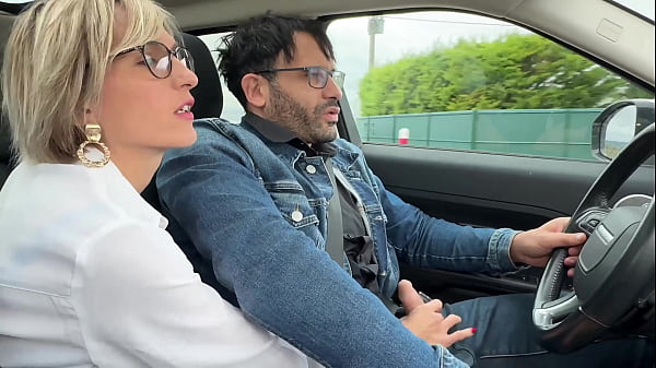 Naturellement, Didine Prend La Main Sur Sa Sexualit&eacute;... thumbnail