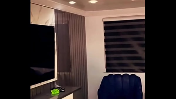 Play MP4 - instagram saw it first&num;linkinbio