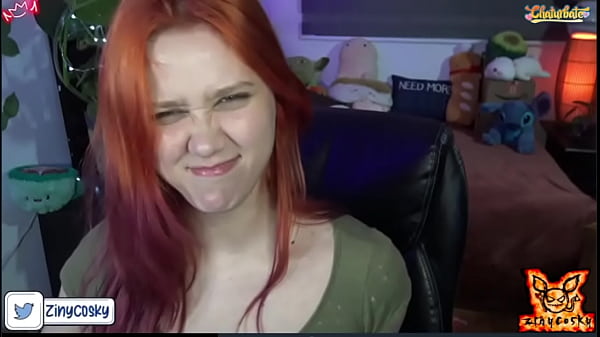 ziny_cosky pelirroja_culona