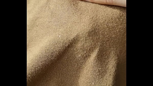 Play MP4 - Braless nipple