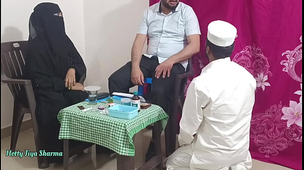 Play MP4 - Muslim women fucked by the doctor in front of her husband because she could not get pregnant &lpar;Threesome Sex&rpar;