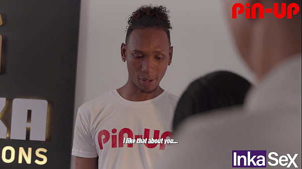 Play MP4 - Venezolana culona humilla a su novio mientras es penetrada por entrenador mandingo &sol; Pin-Up