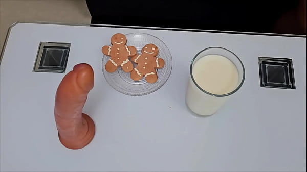 Gingerbread and milk christmas puke video 