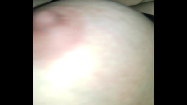 Play MP4 - para los amantes de las tetas naturales&comma; las de mi mujer