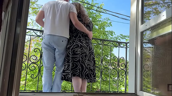 Milf allowed to have anal sex with her and framed her big ass 