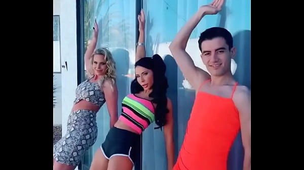 Salio del closet yordy el ni&ntilde_o polla