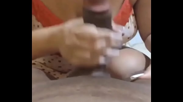 Corno Delirando De Tes&atilde;o E Gozando Feito Um Louco thumbnail